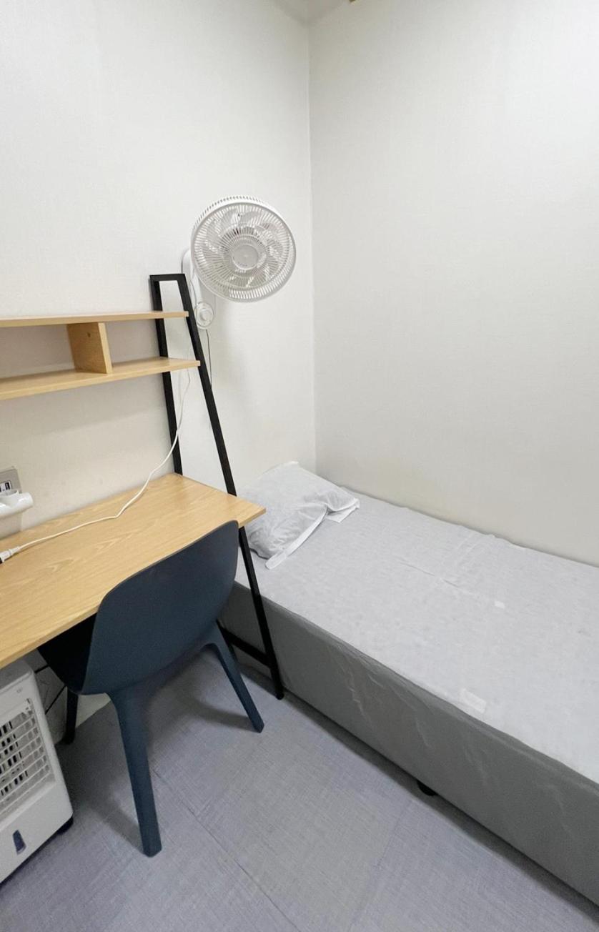 Singleguesthouse Cozybed -man Only- Hostel Seoul