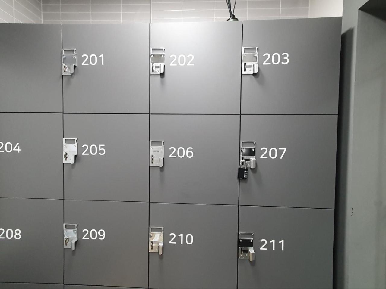 Singleguesthouse Cozybed -man Only- Hostel Seoul